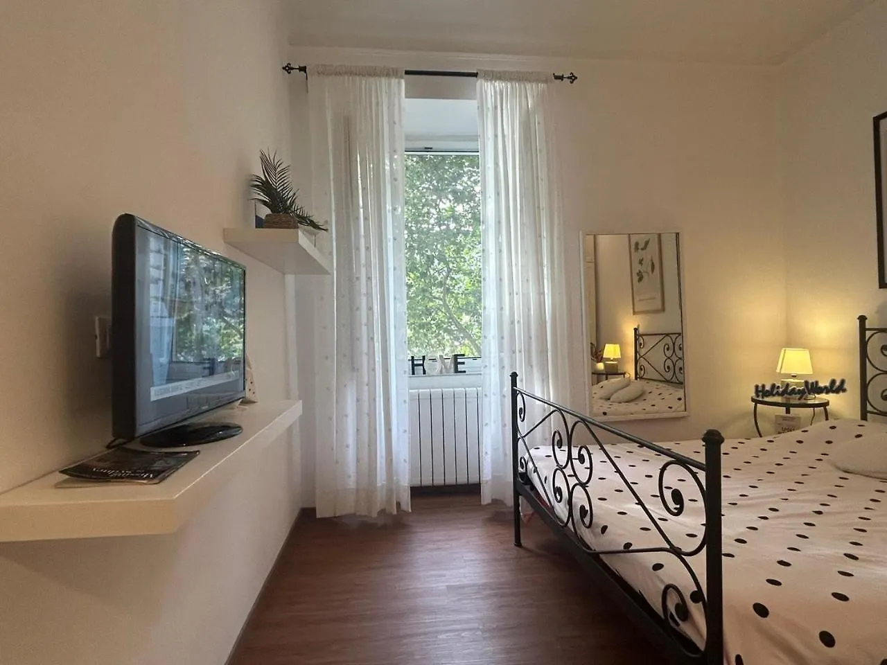 River House By Holiday World Genoa Apartment