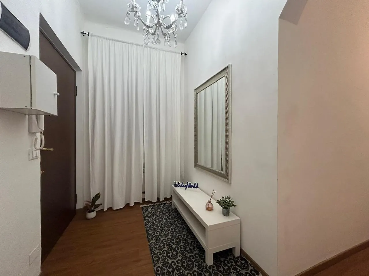 Apartment River House By Holiday World Genoa Italy